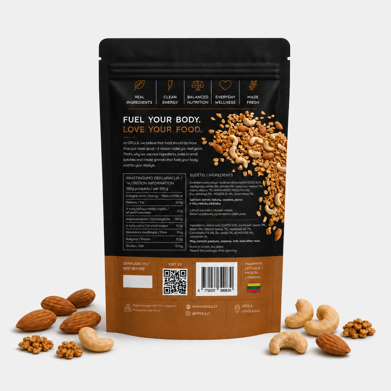 Almonds & Cashew Nuts Baked Granola